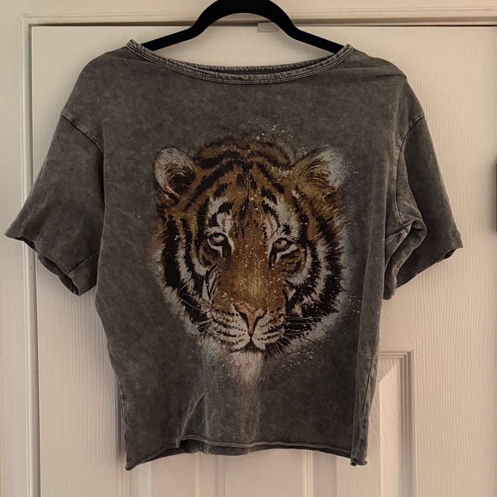 Caution To The Wind Charcoal Tee